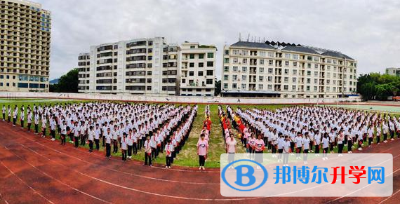 2023三亞市榆林八一中學多少錢(學費明細)