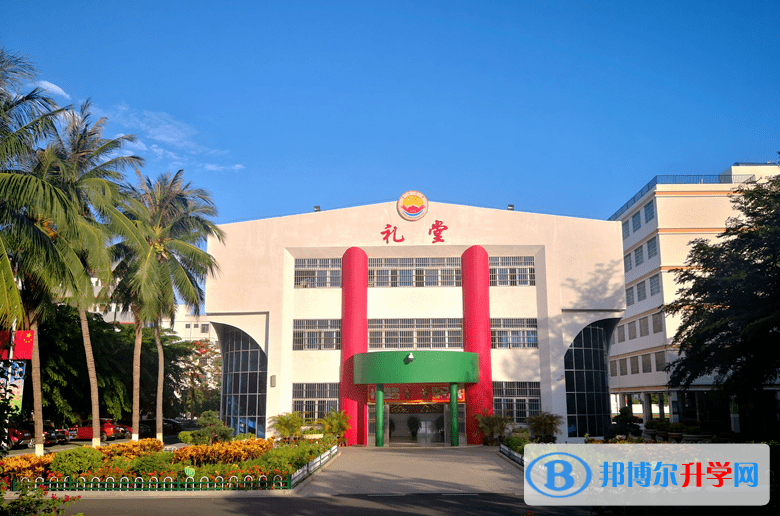 海南省東方中學地址在哪里，哪個地區，哪個城市?
