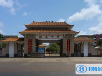 2025臨高中學多少錢(學費明細)