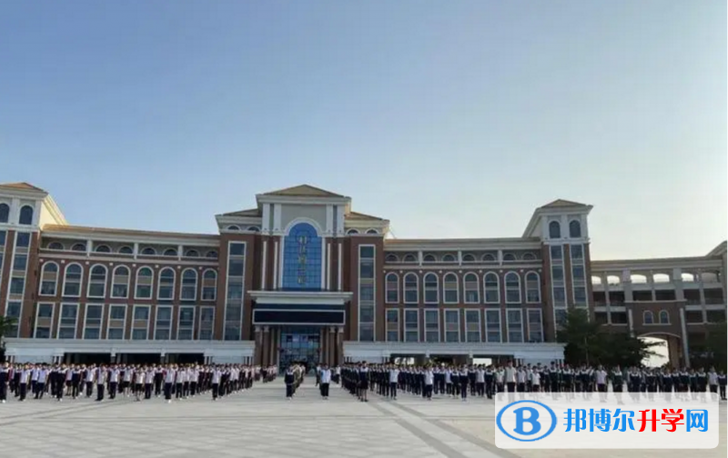華東師大二附中樂東黃流中學地址在哪里，哪個地區，哪個城市?