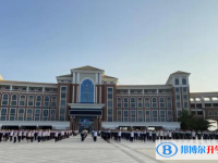 華東師大二附中樂東黃流中學地址在哪里，哪個地區，哪個城市?