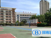 ?？谥袑W歷年招生分數線一覽表(2025參考)