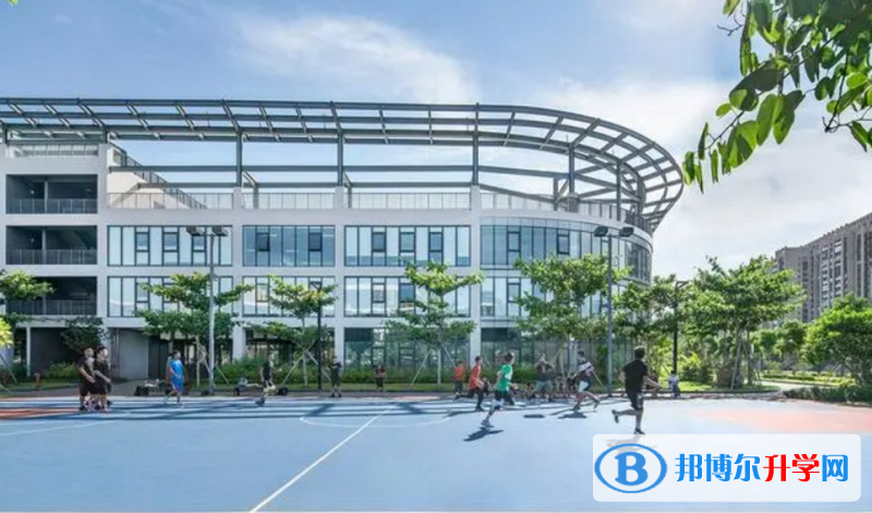 2023北京大學附屬中學?？趯W校多少錢(學費明細)