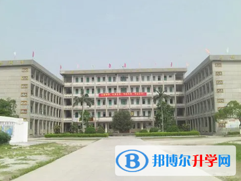 普寧市興文中學地址，乘車路線