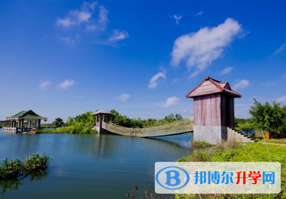 徐聞縣徐聞中學地址，乘車路線