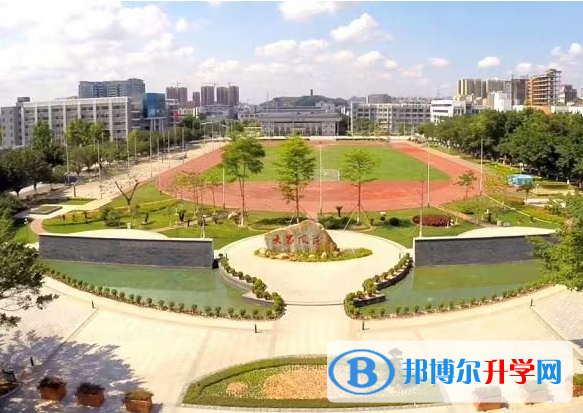 深圳市光明新區高級中學怎么樣、好不好