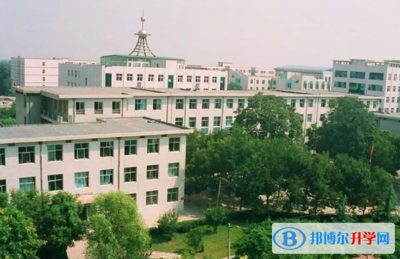 滿城中學地址，乘車路線