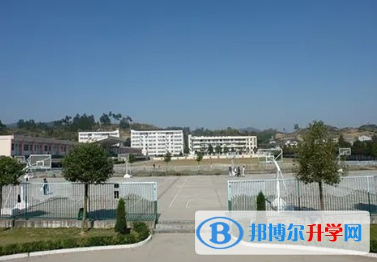 安化縣第一中學地址，乘車路線