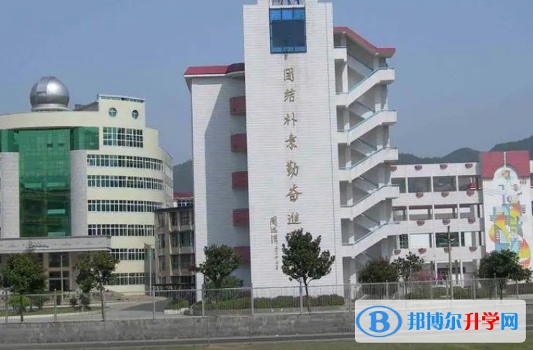 桂東縣第一中學地址，乘車路線