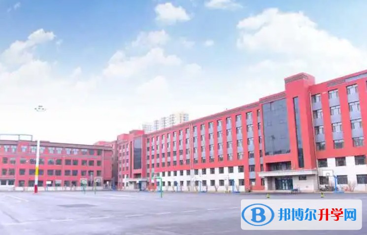 哈爾濱德強學校地址，乘車路線
