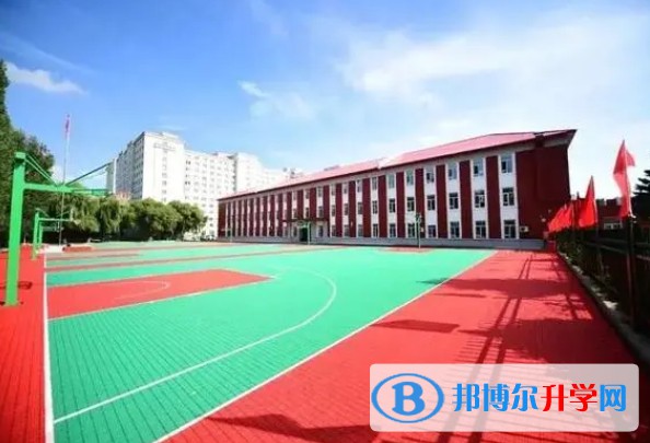 哈爾濱工業大學附屬中學校地址，乘車路線