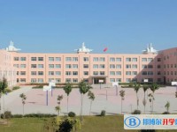 尚志市一曼中學怎么樣、好不好