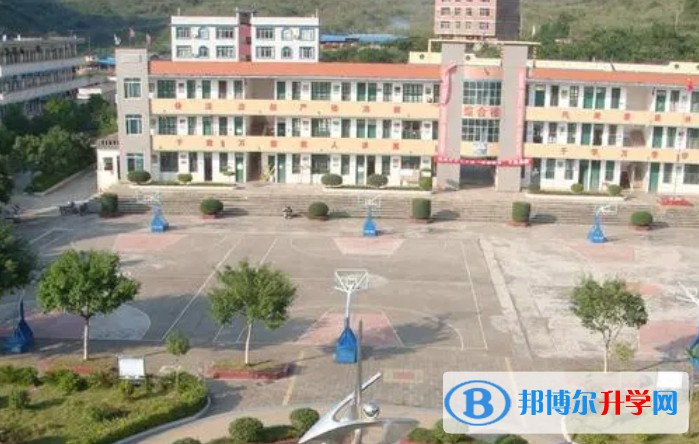木蘭縣東興鎮中學怎么樣、好不好