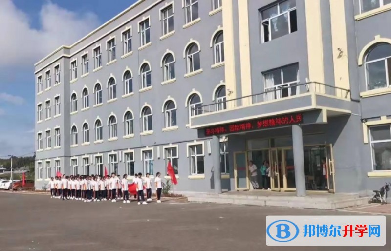 賓縣第三中學校地址，乘車路線