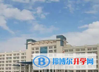 雙鴨山市田家炳中學地址，乘車路線