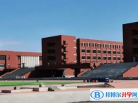 大慶鐵人中學地址，乘車路線
