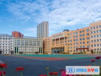 佳木斯市第八中學地址，乘車路線