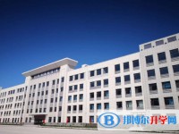 漠河市高級中學地址，乘車路線