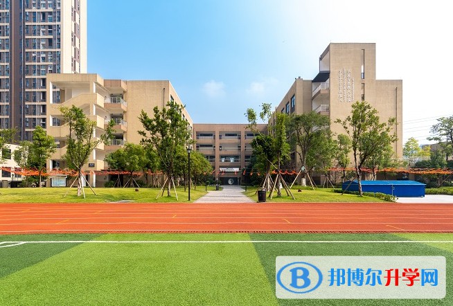 重慶市育才成功學校地址，乘車路線