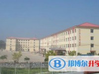 青龍滿族自治縣滿族中學地址，乘車路線