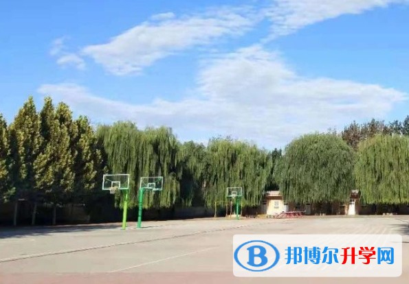保定市清苑區李莊中學地址，乘車路線