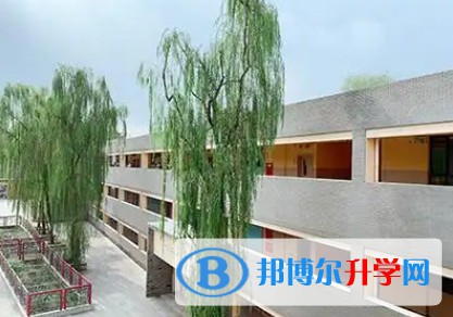 成都市郫都區綿實外國語學校地址，乘車路線
