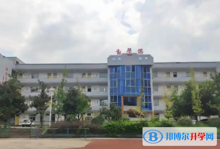 牛佛中學地址，乘車路線