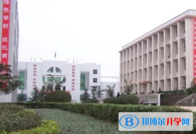 2025四川省富順縣城關中學招生計劃 招生人數是多少(附要求、條件、對象)