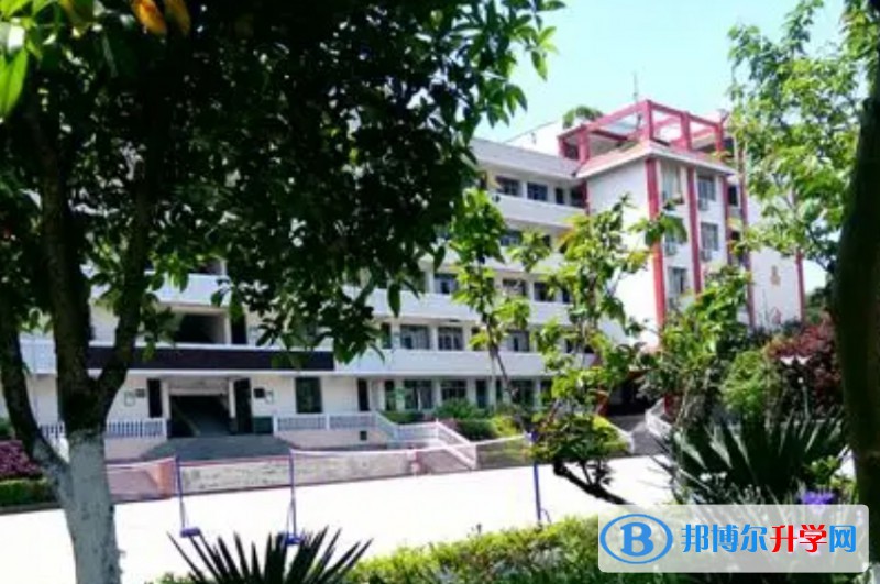 四川省蒼溪縣文昌中學怎么樣、好不好