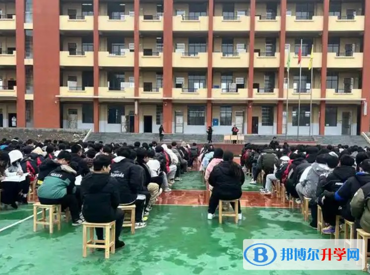 2025四川旺蒼五峰中學招生計劃 招生人數是多少(附要求、條件、對象)