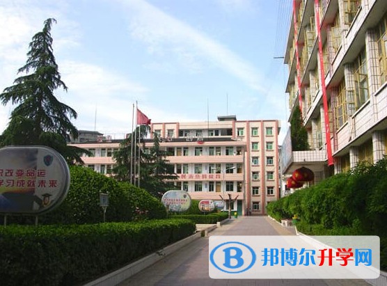 蒼溪縣城郊中學地址，乘車路線